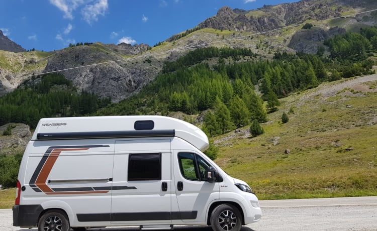 Weinsberg Carabus 600 MQH – 4p Knaus campervan from 2019