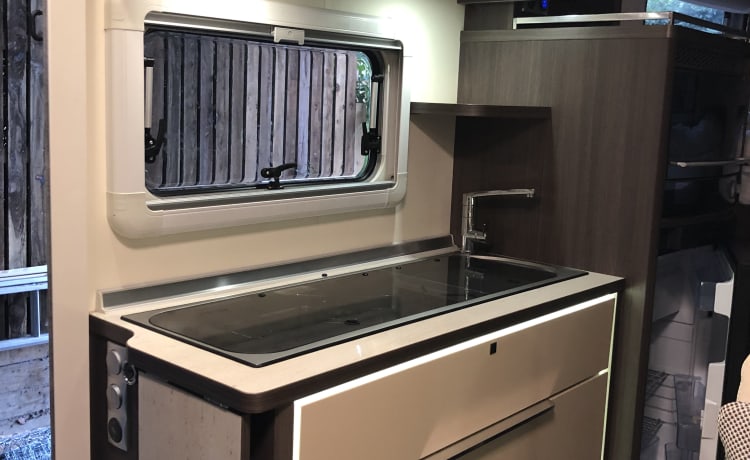 Betty the Burstner - Luxury A Class Motorhome