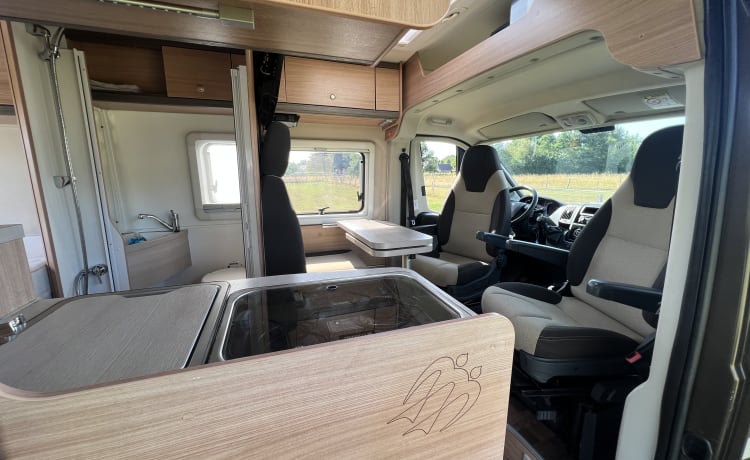 Camper compatto Knaus Boxstar per 2 persone