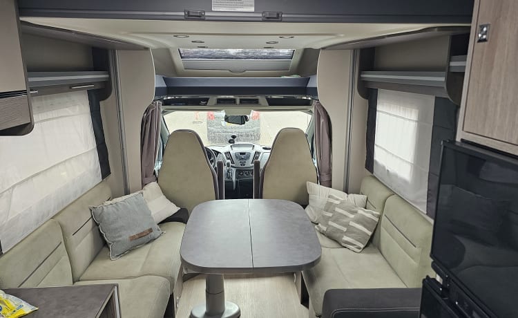 4p Chausson semi-integrated from 2019