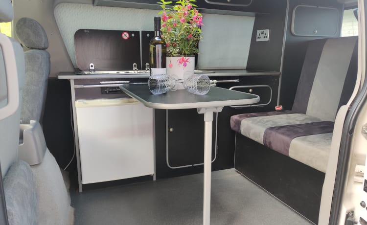 Madza Bongo 4 Berth Camper furgonato