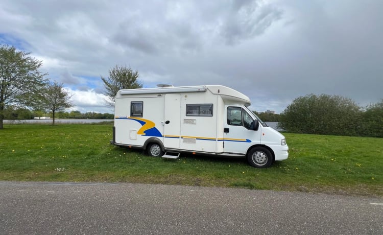 Raf  – 4 person euro mobile 