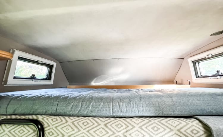 Perfetto camper per famiglie con letto a castello