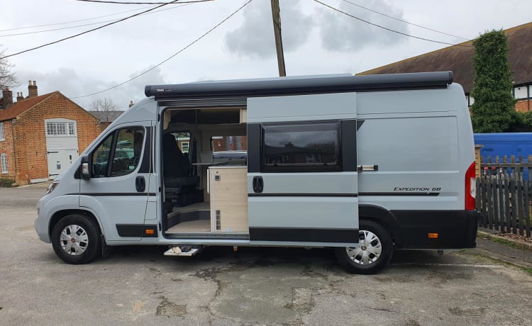 4 berth Auto-trail Expedition 68