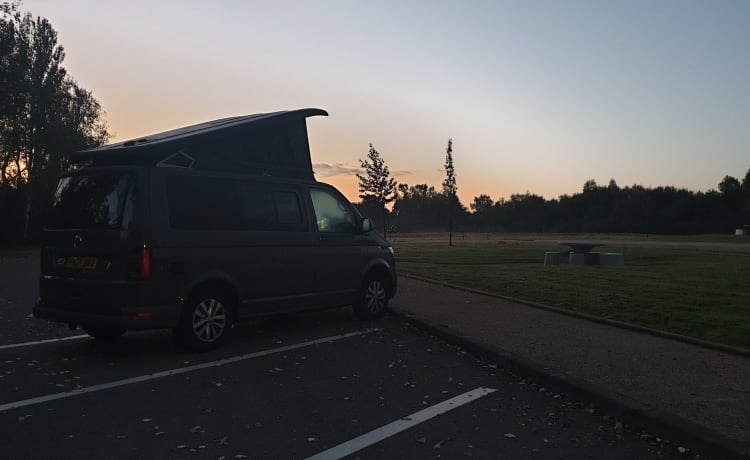 George – VW T6.1 - Luxe conversie uit 2021