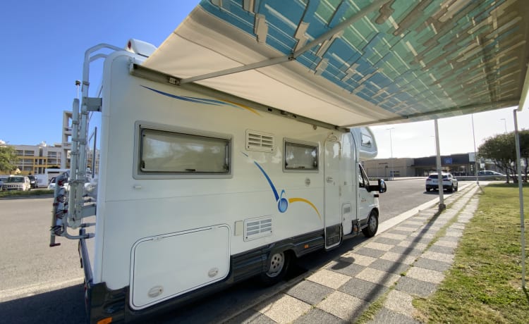 Mizar – Camper grande con 2 letti matrimoniali per girare tutta la Sardegna