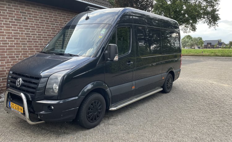 2p Volkswagen bus uit 2012