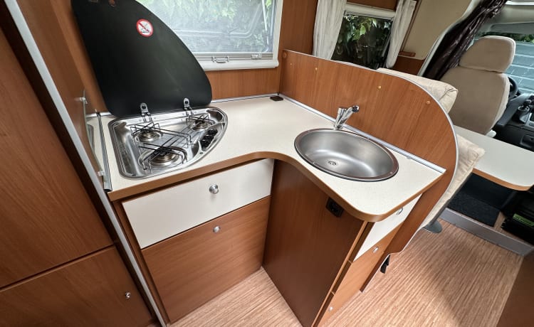 Airco camper – 4p McLouis semi-integrated from 2010