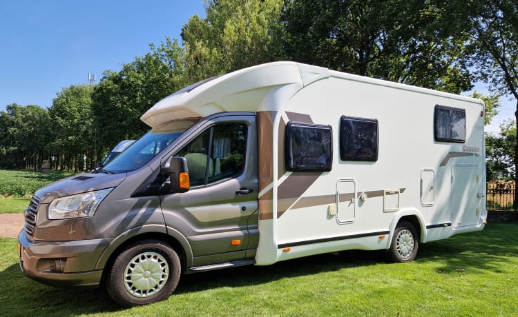 Benimar Cocoon – Schöner, luxuriöser Camper für 4/5 Personen mit Fahrradträger