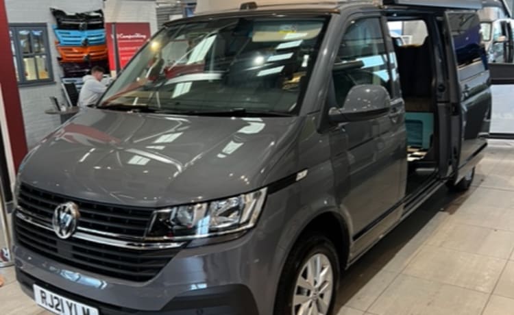 Trans LWB Auto – VW Transporter T6.1 (LWB) Automatisch - Gloednieuw