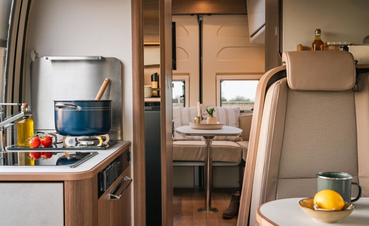 Dreamer Lounge – Comfort en gezelligheid op vier wielen met de Dreamer Living Van