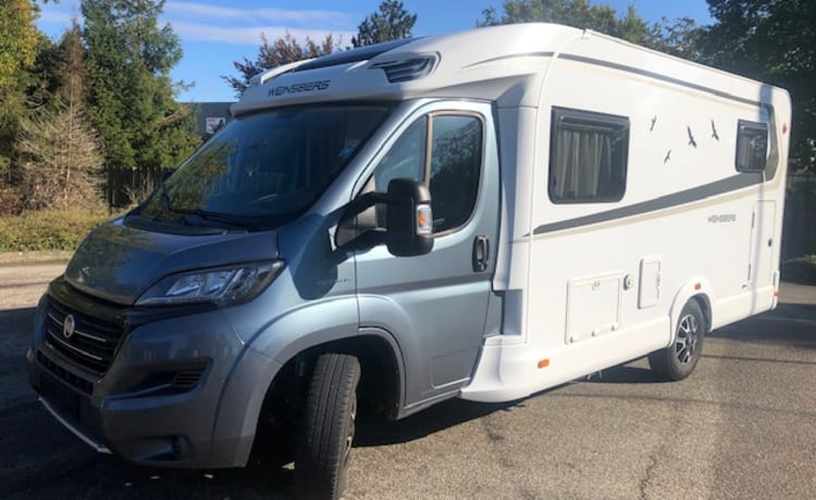 Camping-car 2p entièrement meublé Knaus W 2016 avec lits de longueur, climatisation