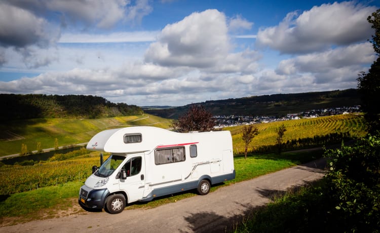 Geräumiger und komfortabler Familiencamper (2013)