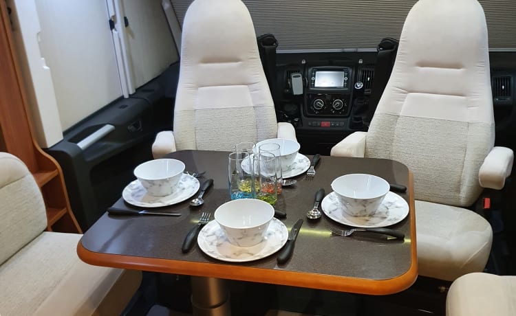 Sidney – Luxurious High End A Class Motorhome 