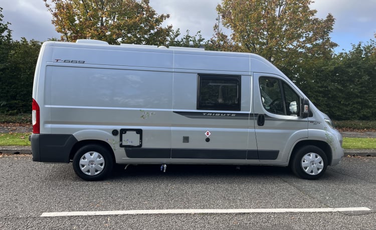 Betty – 4 berth Autotrail campervan from 2018