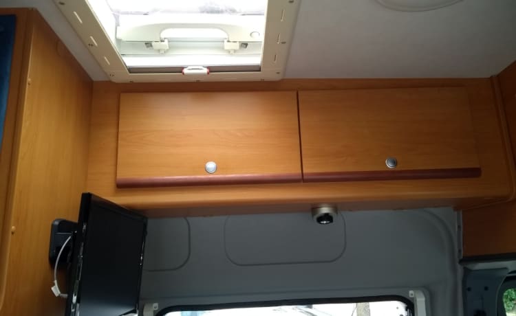 Nice Dethleffs bus camper for 2 adults and 1 child