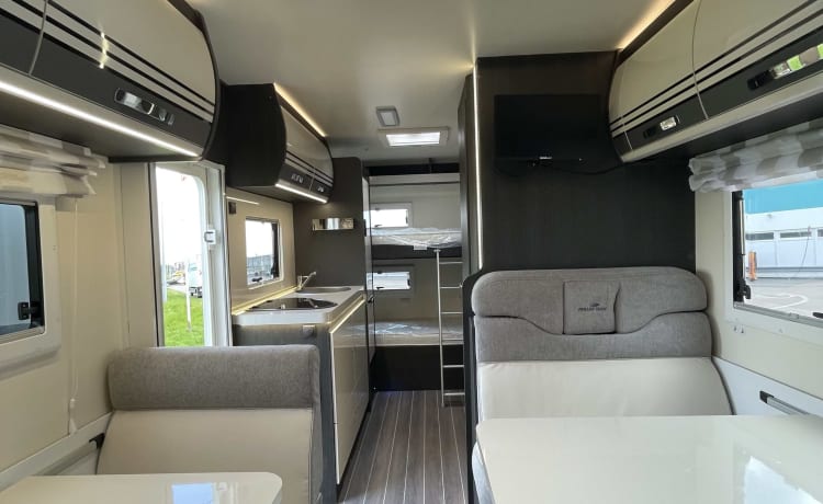 Sonnenschein  – Motorhome for 7 people