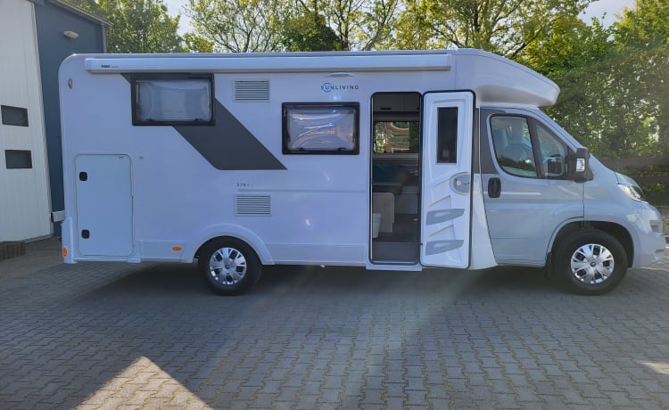 Sun Living S70sl – New and chic camper with single beds of 2.10, fully equipped