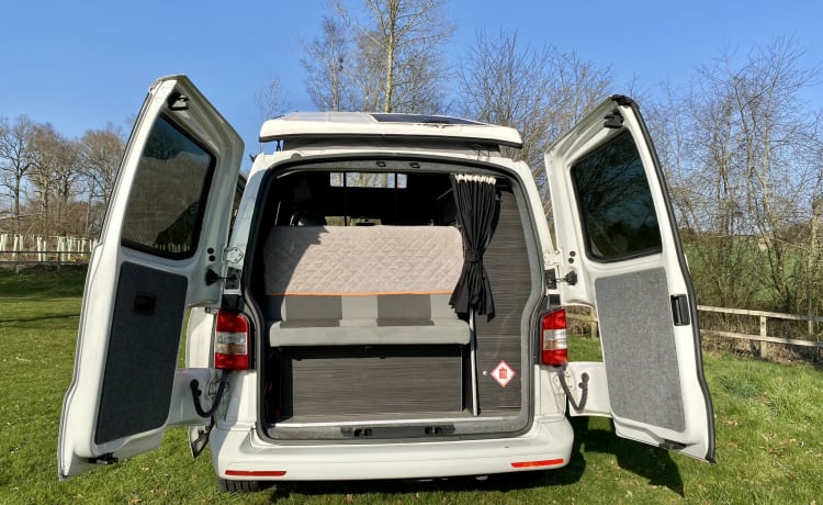 ONO – Volkswagen T5.1 (2015)