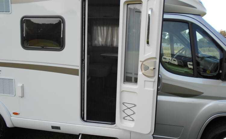 Beemster 7 – Hymer, camping-car 2 personnes, automatique avec de nombreuses options