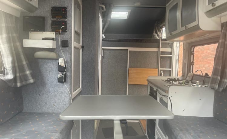 4 berth, off grid, modernised Fiat Ducato with U lounge