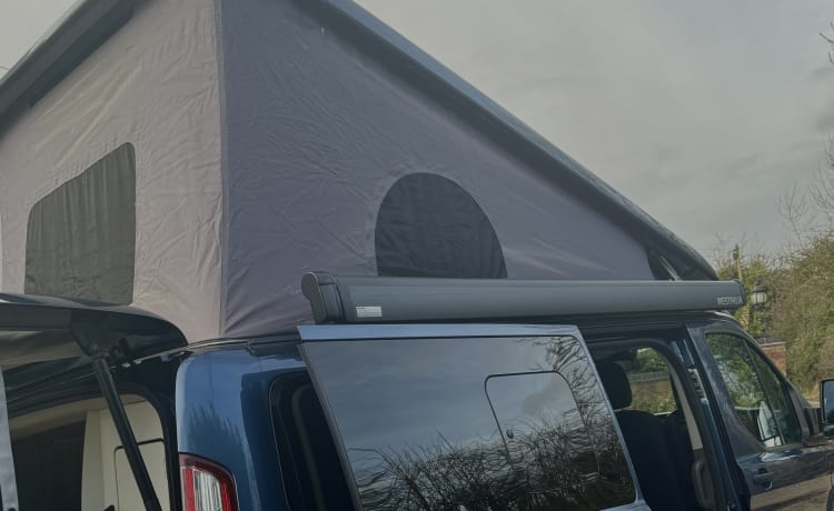 Steve D – 4-persoons Ford campervan uit 2020