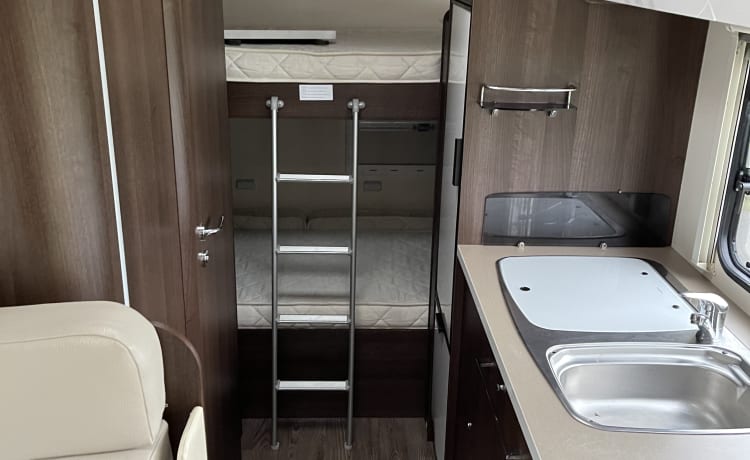 Fully furnished 6-Berth Motorhome