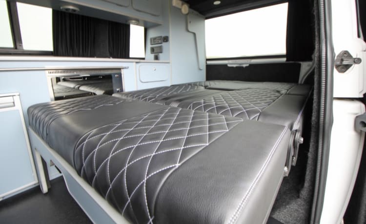 Jessie – Volkswagen Transport Campervan mit 4 Schlafplätzen aus dem Jahr 2018