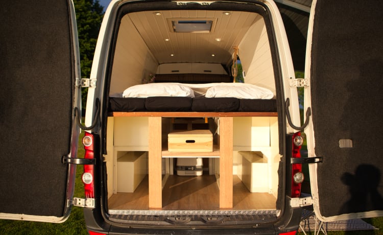 Second love: een camper om verliefd op te worden! – Stimmungsvoller, abenteuerlicher Volkswagen Crafter