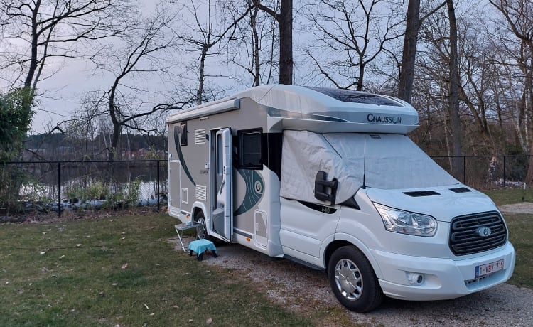 4p Chausson semi-integrated uit 2018