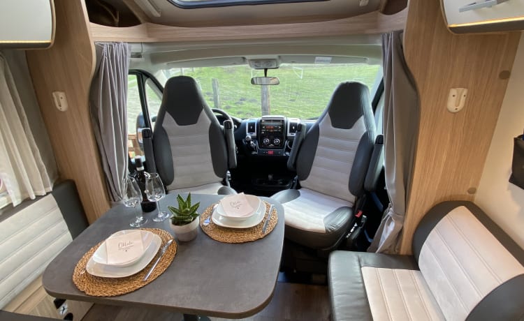 Sunlight camper adventure – Sunlight semi-integrated 4p from 2021