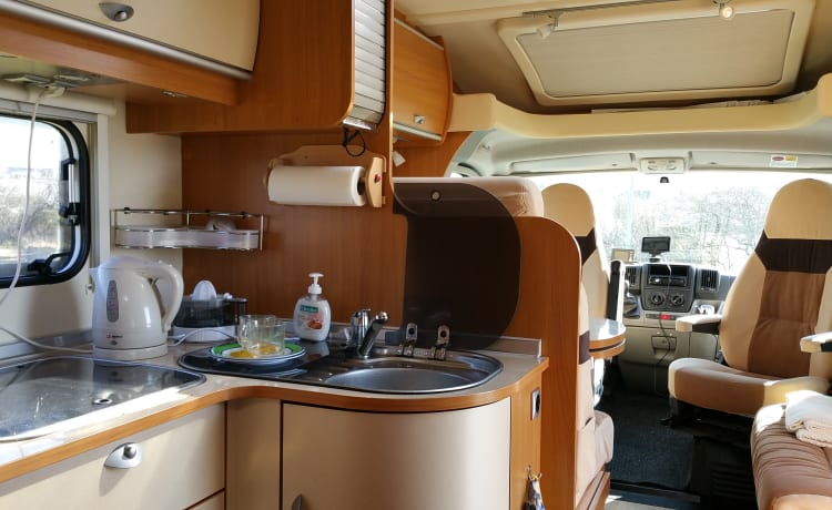 Bürstner Nexxo T660, bellissimo camper confortevole e compatto