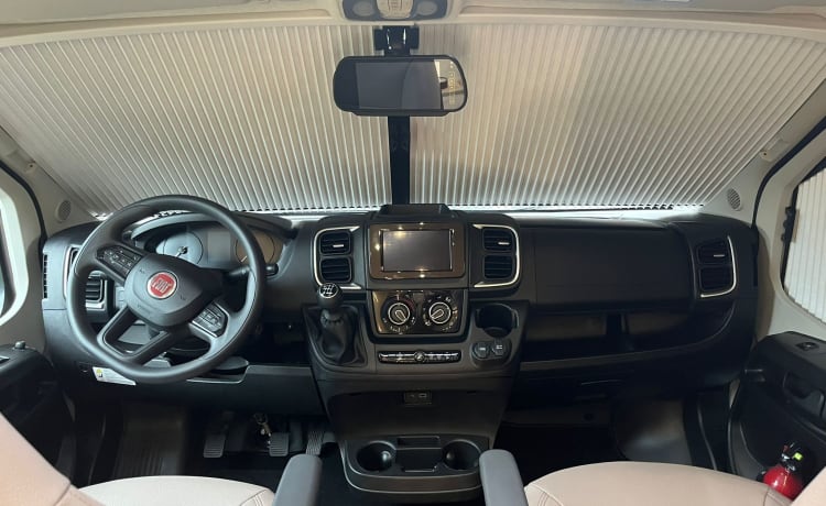 Tweede thuis op wielen. – Nieuwe mobilhome 4p Fiat semi-integrated uit 2023