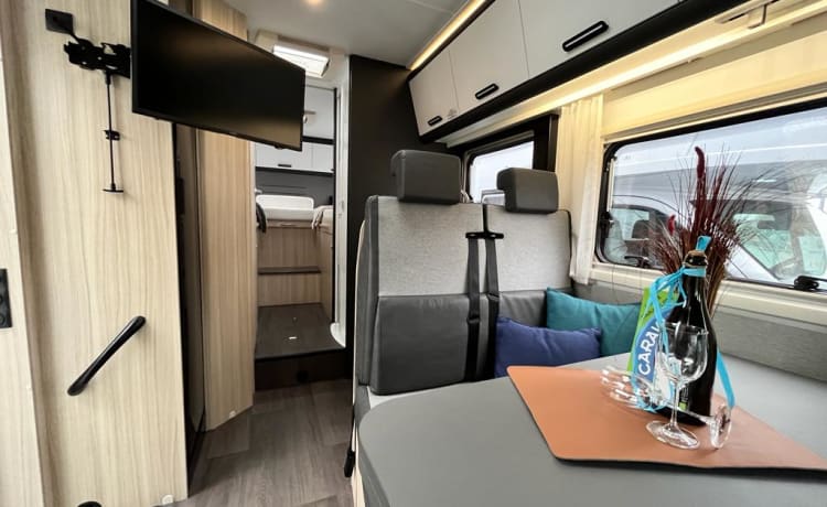 A75 SL  – Camper SunLiving A75 SL Alkoven #Familievakantie