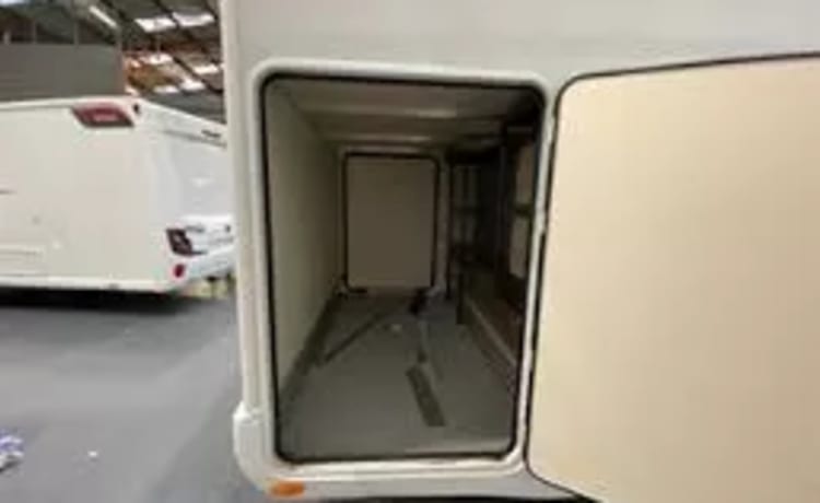 6 berth Rimor Evo5 2022