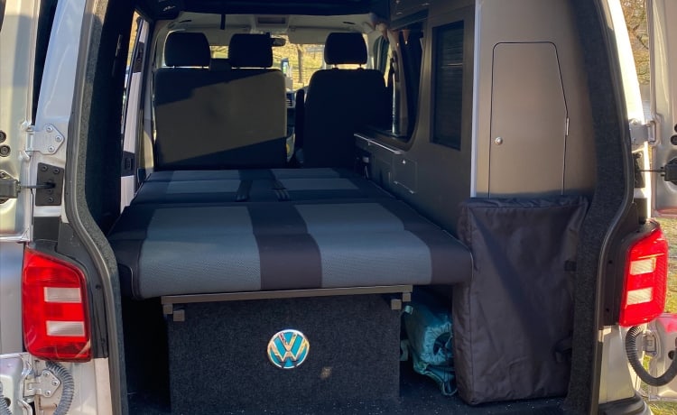 Indy – Indy - Camper per famiglie VW T6 - Aria condizionata, riscaldamento