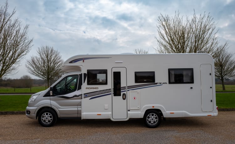 (MH003) 2023 Luxury 6 berth Bailey Adamo 754 DL Automatic