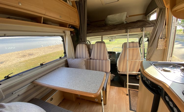 Last minute deal:  Super complete Ducato Globetrotter