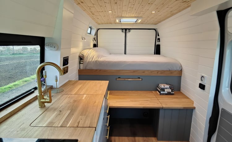 VanVenture – 3 berth Citroën campervan from 2022