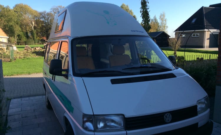 2p Malibu Carthago Volkswagen Buscamper uit 1992