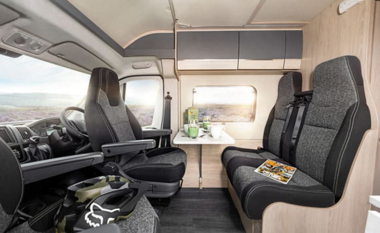 4 berth Auto-trail Expedition 68