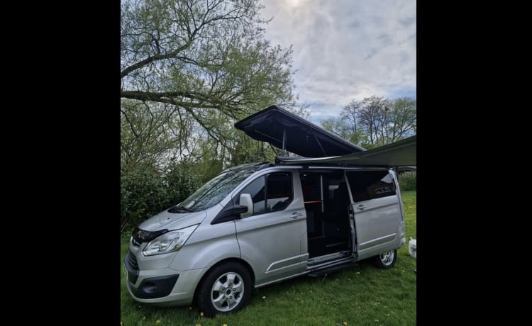 4-persoons Ford campervan uit 2018