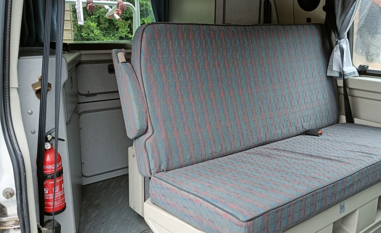 De Bobbel – Camper autobus Ford Nugget West Falia