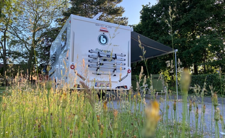 Camping-car spacieux de 2021, idéal pour une famille ou un couple