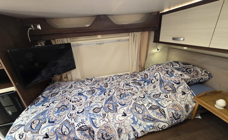 Forster A699 EB – Eura Mobil alcove family camper 