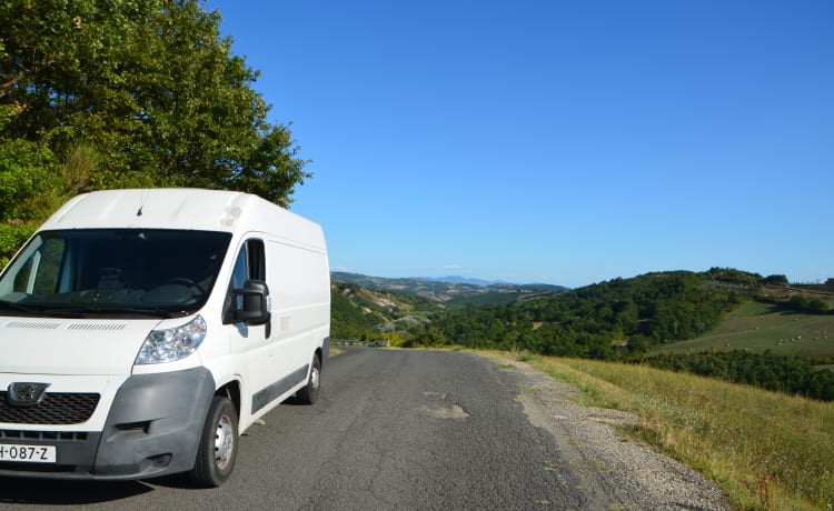 Vannis  – Camping-car compact mais spacieux