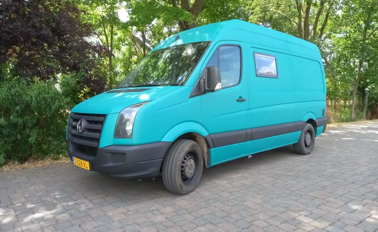 2p Volkswagen bus uit 2011