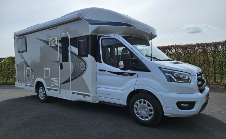 T-277-GP – Chausson 777GA Automatic Titanium Premium very luxurious, km free!