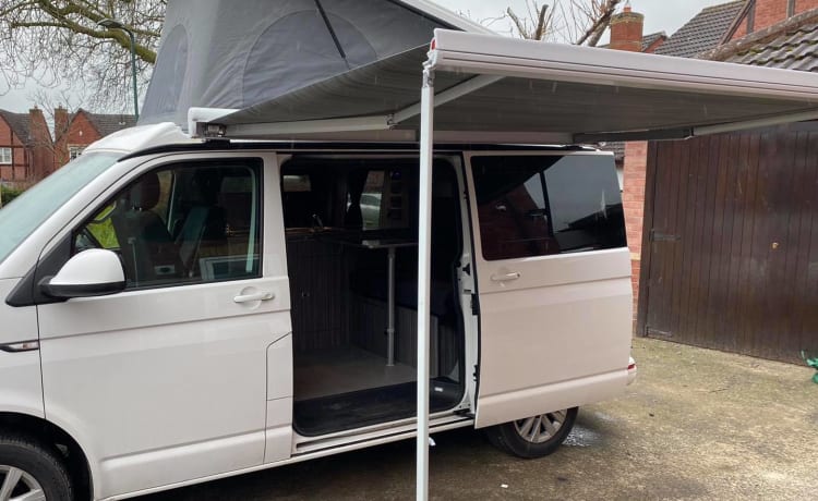 Dazza – Stunning 2017 VW T6 Transporter