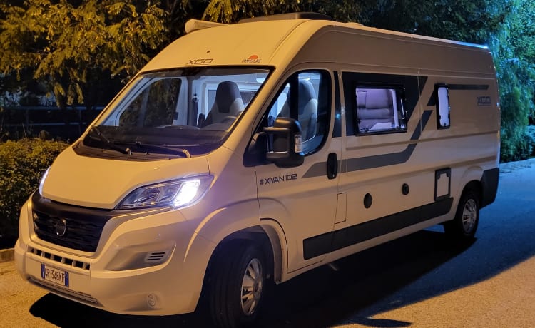 XVAN 102 - DUCATO 599